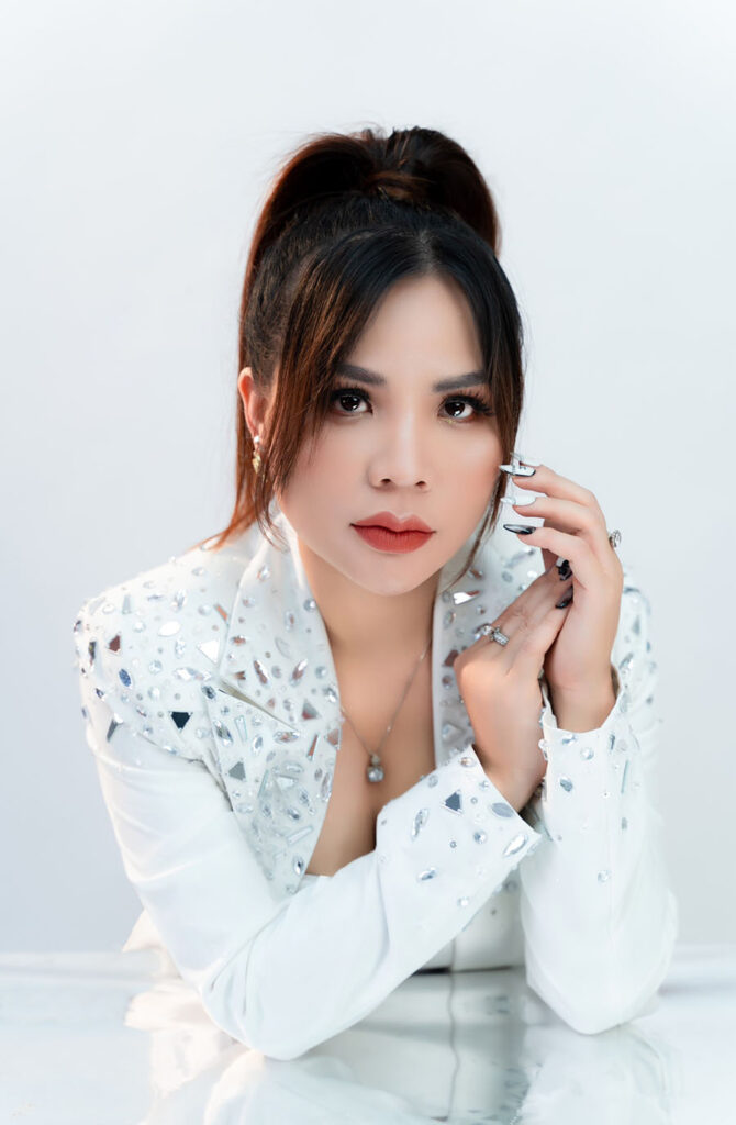 Kieu Nguyen7