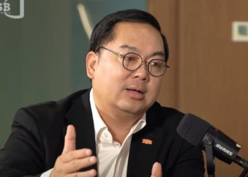 Ông Hoàng Nam Tiến: Sếp nào cũng nói tài sản quý nhất là con người, nhưng hễ gặp khó khăn lại cho bớt ‘tài sản’ ấy ra đường