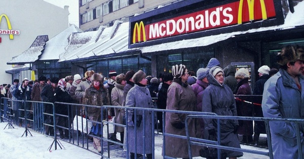 McDonald’s tại Nga: Từ đế chế 2 tỷ USD phục vụ 1 triệu khách/ngày, sở hữu nhiều bất động sản nhất nước đến sự chấm dứt câu chuyện truyền kỳ 32 năm