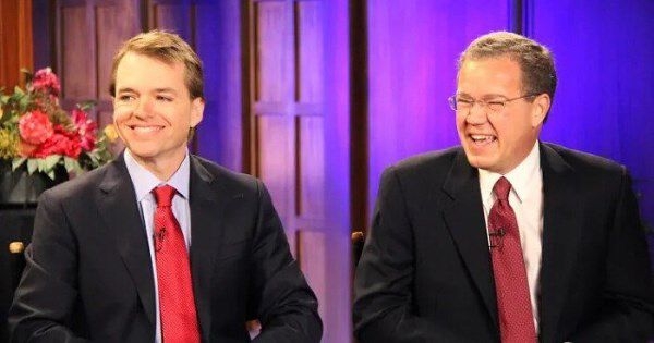 Hai bữa trưa giá hơn 5 triệu USD với Warren Buffett mở ra cơ hội hiếm có cho một nhà quản lý quỹ