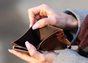 Thưởng Tết cho người lao động: Có bắt buộc hay không?