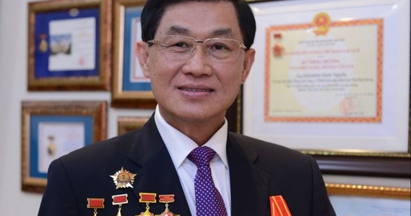 “Bán hàng cho người giàu” – mảng kinh doanh đem về ngàn tỷ doanh thu và lãi ròng trăm tỷ cho “vua hàng hiệu” Johnathan Hạnh Nguyễn