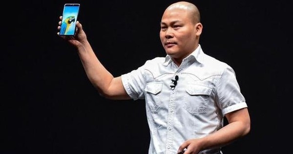 Bkav Pro của ông Nguyễn Từ Quảng: Từ mức giá 2.100 tỷ đồng, vay tiền cho giấc mơ Bphone đến cú trượt về lợi nhuận và nợ khó đòi tại VNDirect