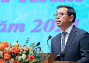 Tổng vốn hoá 419.000 tỷ đồng, VinFast lên sàn chứng khoán Mỹ, TGĐ Vingroup lần đầu nói về thành tựu 17 năm