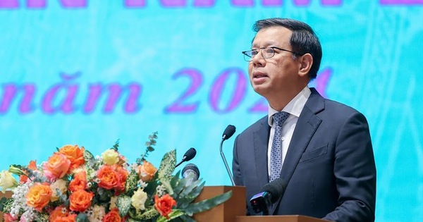 Tổng vốn hoá 419.000 tỷ đồng, VinFast lên sàn chứng khoán Mỹ, TGĐ Vingroup lần đầu nói về thành tựu 17 năm