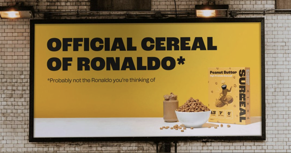 Surreal và Chiến dịch “mạo danh” kỳ lạ: Lạm dụng tên tuổi Ronaldo, Dwayne Johnson, Serena Williams… vẫn không bị tẩy chay, vụt sáng thành hiện tượng marketing hài hước đi kèm tranh cãi