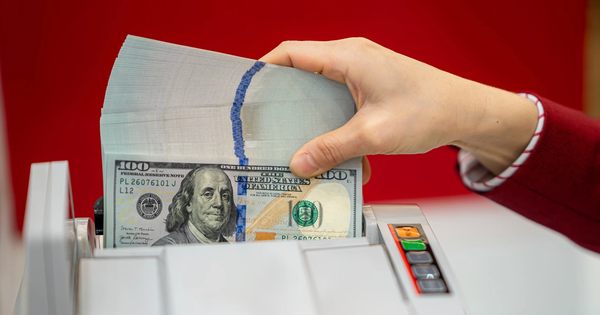 Thù lao của các Chủ tịch nhà băng ở Việt Nam năm 2023: Người cao nhất dư sức tậu Lexus đời mới nhất, gấp 3-4 lần người đồng cấp nhóm Big4