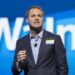 CEO Walmart nhận mức lương ‘khủng’ gấp 976 lần nhân viên