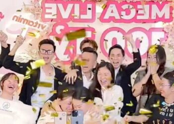Chuyện gì đang xảy ra phía sau hàng loạt phiên livestream tiền tỷ, có phiên chạm tới 100 tỷ đồng chưa tới 1 ngày?