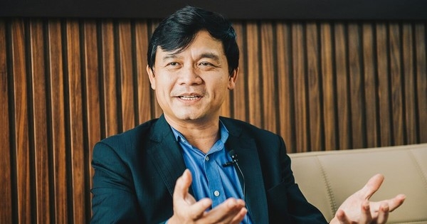 Shark Phú trước khi thành “vua chảo”: Chịu cảnh thất nghiệp 3 tháng, chỉ nằm nhà học tiếng Anh trong lúc bạn bè đi làm hết, bị gia đình phản đối kịch liệt vì nghỉ việc