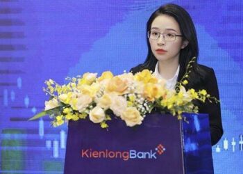 Rời ghế chủ tịch, bà Trần Thị Thu Hằng còn sở hữu bao nhiêu vốn tại Kienlongbank?