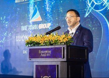 Ông Lương Trí Thìn rời ghế Chủ tịch Đất Xanh
