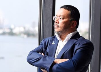 Ông Lương Trí Thìn: Từ cậu bé nghèo sớm có giấc mơ “buôn đất” đến cơ ngơi Đất Xanh (DXG)