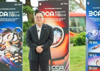 Phó Chủ tịch Hội đồng trường Đại học FPT: “Học sinh, sinh viên và các học viên của chúng tôi ở mọi cấp học đều được quyền sử dụng các ứng dụng Trí tuệ nhân tạo”