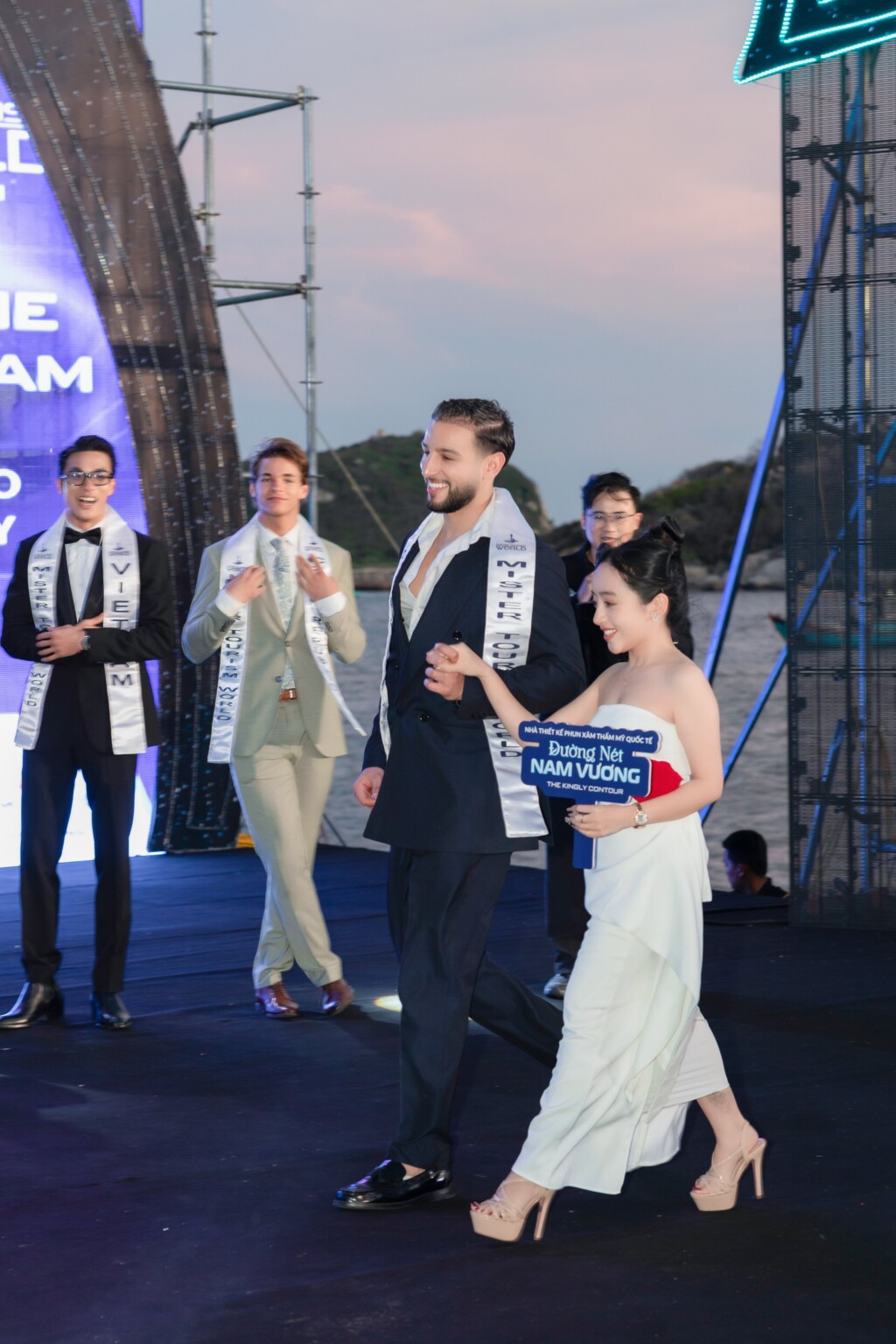 mister tourism world 2025 chuyen muc duong net nam vuong su kien dang cap noi ms ha anh ree khang dinh tam quan trong cua nghe thuat phun xam 3