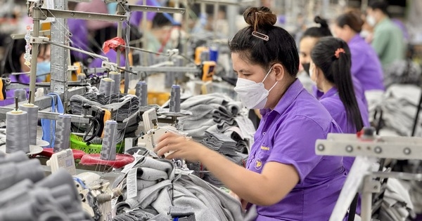 Nhận thưởng Tết phải đóng thuế trong những trường hợp nào?