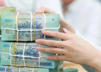 Cao nhất Việt Nam: Ai là người vừa được thưởng Tết Nguyên đán 1,9 tỷ đồng?