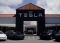 Tương lai của hãng sản xuất xe điện Tesla vẫn gắn liền với tỷ phú Elon Musk?