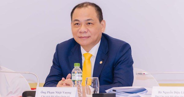 Chuyên Gia Trong Ngành 4 Tỷ phú Phạm Nhật Vượng: Sẽ bán 200.000 xe VinFast, chiếm 40% thị phần ô tô trong nước năm nay