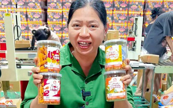 Ai thực sự đứng sau ‘Ăn cùng bà Tuyết’: Những CEO sinh năm 1999, 2001 và mạng lưới TikTok triệu đơn hàng?