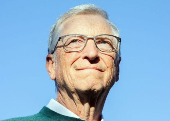 Bill Gates và một số tỷ phú cấp tốc đem tiền làm từ thiện, lý do là gì?