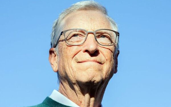 Chuyên Gia Trong Ngành 7 Bill Gates và một số tỷ phú cấp tốc đem tiền làm từ thiện, lý do là gì?