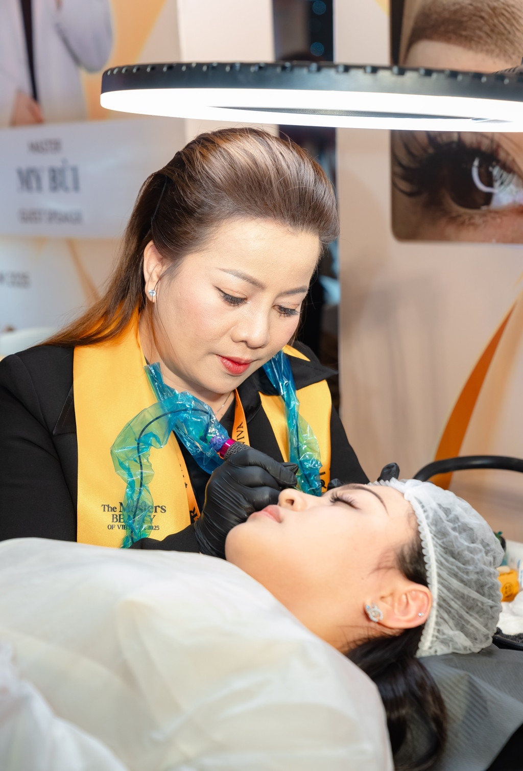 master susan singapore trinh dien ky thuat healedbrows dang cap tai the masters beauty of vietnam season 2 1