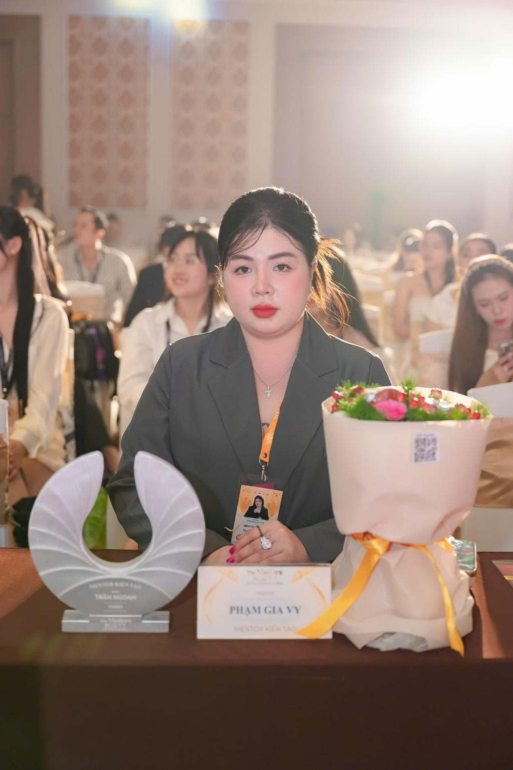 mentor master pham gia vy nguoi truyen lua tai the masters beauty of vietnam season 2 2