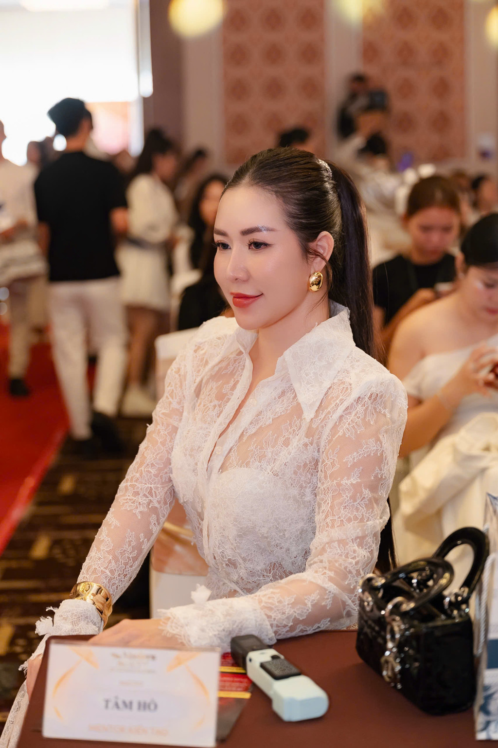 mentor tam ho khang dinh vi the chuyen gia phun xam tai the masters beauty of vietnam season 2 1