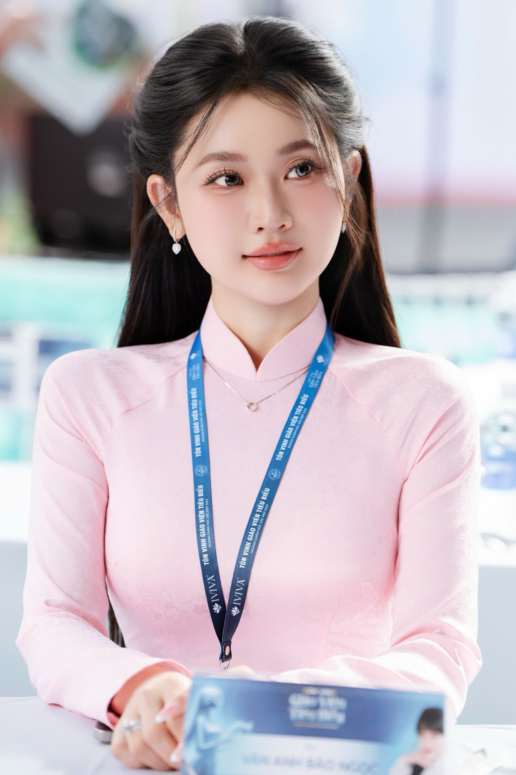 co van anh bao ngoc khi tam huyet tao nen gia tri that cho nghe lam dep