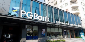 Thêm một Phó tổng PGBank xin nghỉ việc