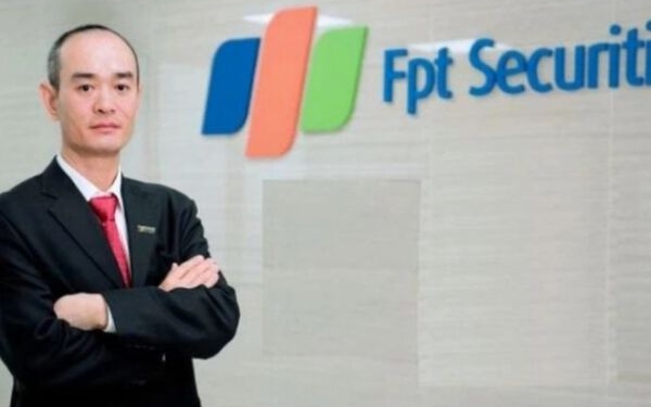 Tổng Giám đốc FPTS muốn bán cổ phiếu sau khi nhận ESOP chưa đầy tuần 1 Tổng Giám đốc FPTS muốn bán cổ phiếu sau khi nhận ESOP chưa đầy tuần
